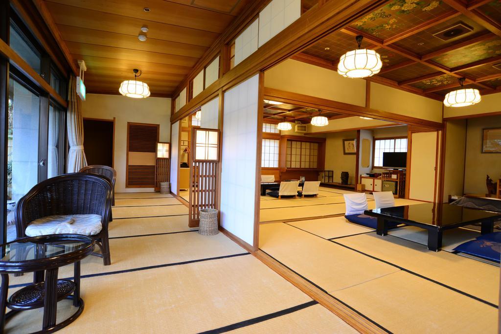 Iwakuni Kokusai Kanko Hotel Dış mekan fotoğraf