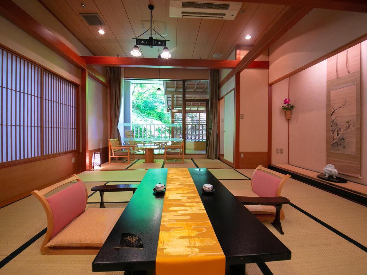 Iwakuni Kokusai Kanko Hotel Dış mekan fotoğraf